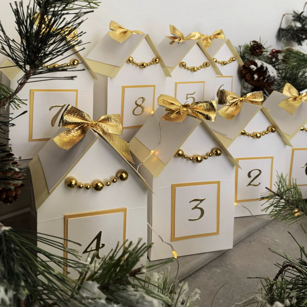 DIY Advent calendar kit Christmas village 31-24